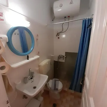 Selenti Apartment *