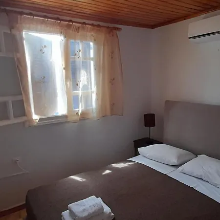 Selenti Tinos