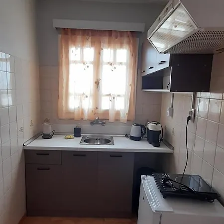 Selenti Τήνος